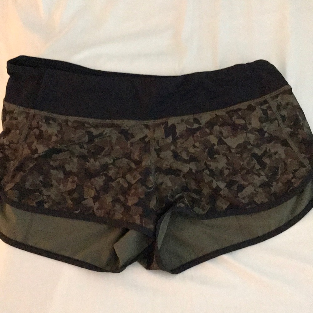 Lulu lemon running shorts